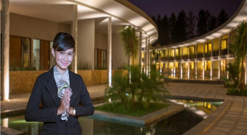Hotel Neo+ Green Savana Sentul City โบกอร์ ภายนอก รูปภาพ